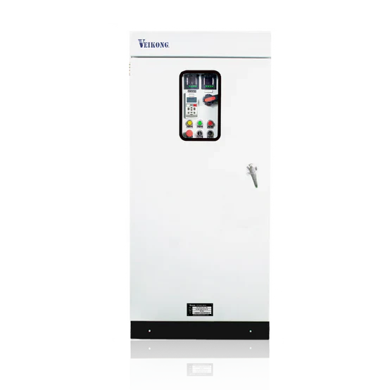 Arrancador Suave en Gabinete Marca Veikong VKS-8000-400-T4B Trifásico, 380-480 VAC, 500 HP. Incluye: interruptor principal con bypass, IP54, panel de control, botones e indicador digital, paro de emergencia, desconectador en puerta y apartarrayos.