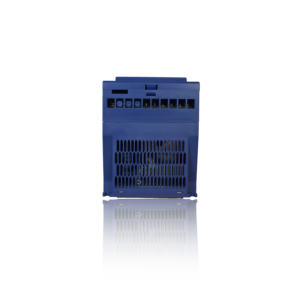Variador de Frecuencia Marca Veikong Trifásico 7.5 hp VFD500M-5R5GT4B, 380 - 480 VAC, Corriente (A): 13.0 - 17.0
